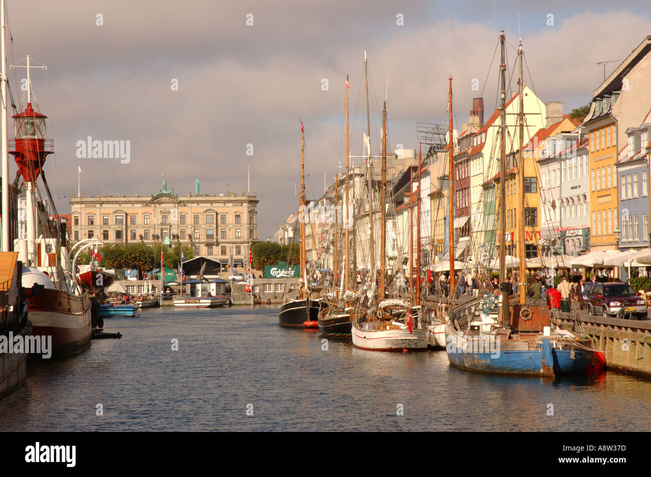 WESTERN UNION in COPENHAGEN Editorial Image - Image of copenhagen, states:  113643350