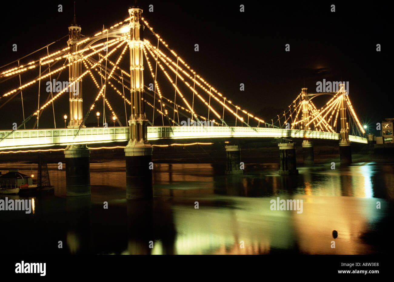 Albert Bridge River Thames London England Stock Photo - Alamy