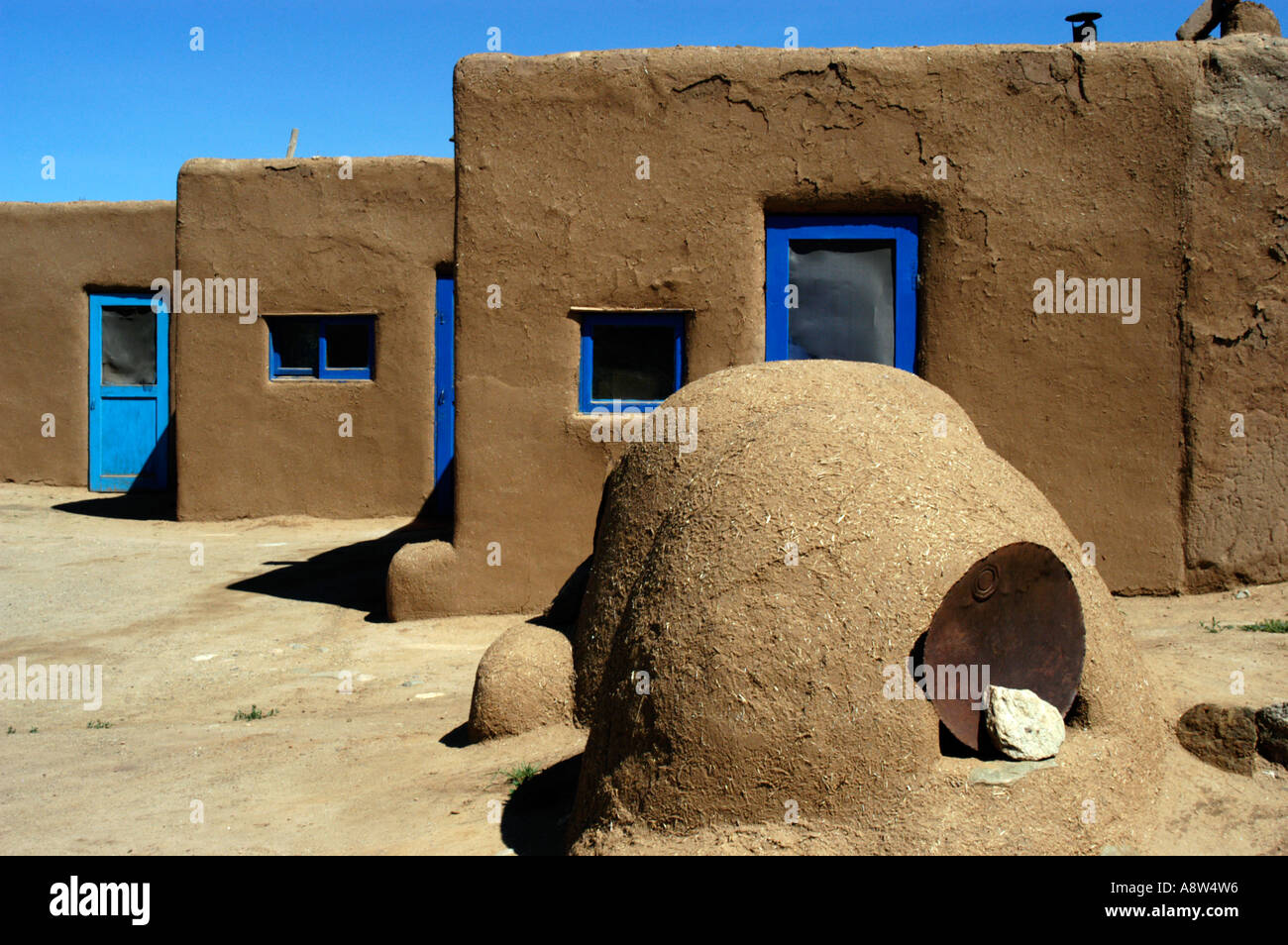 Oven and apartments in Taos Pueblo Stock Photo Alamy