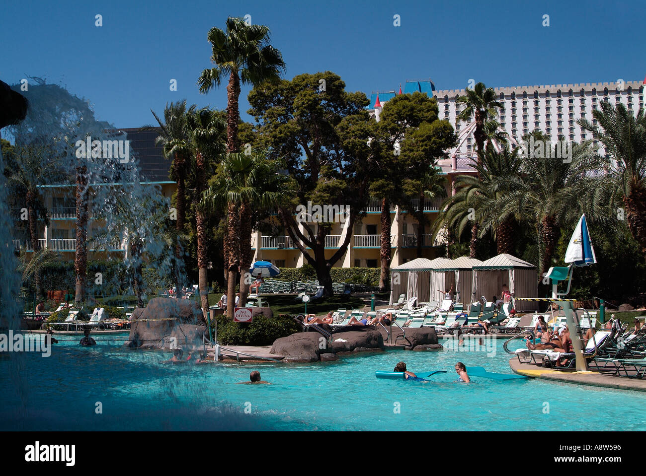 Tropicana las vegas pool hi-res stock photography and images - Alamy