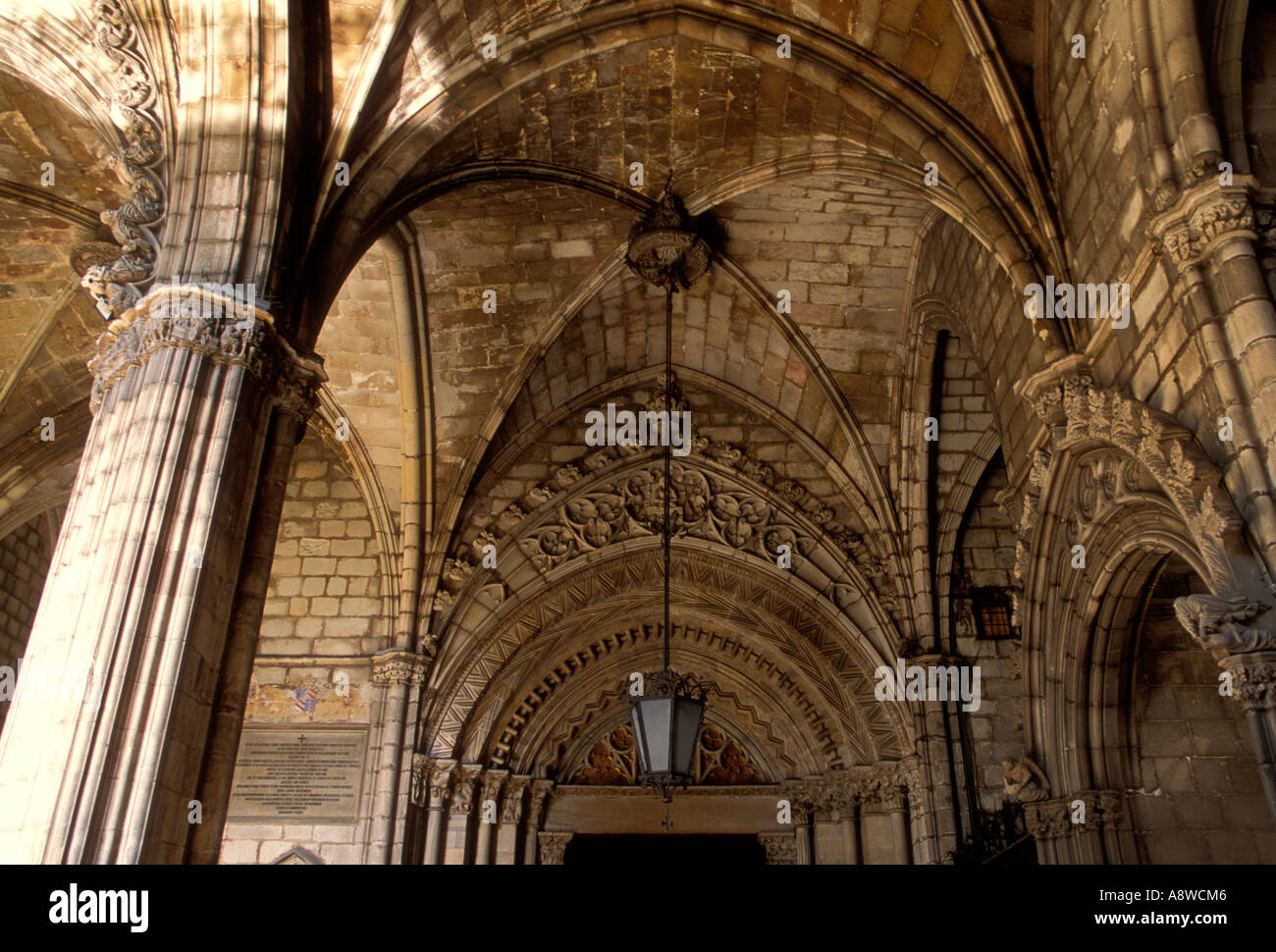 cloister, vaulted ceiling, Cathedral of the Holy Cross and Saint Eulalia, Roman Catholic cathedral, Roman Catholicism, Barcelona, Spain Stock Photo
