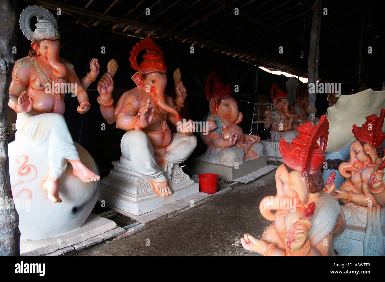SUB90618 Elephant head God Ganesh idols in Bombay now Mumbai