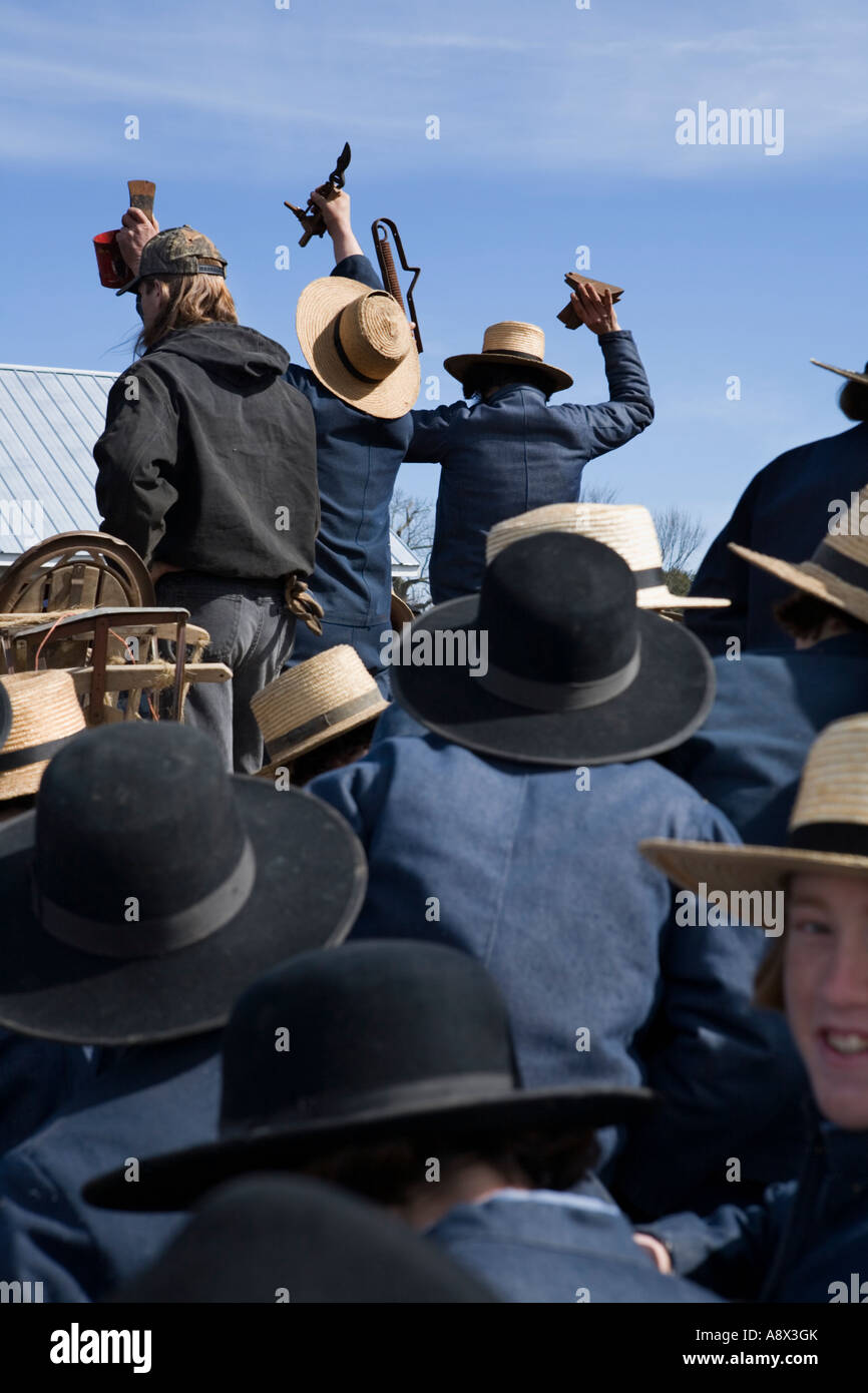 Amish farm auction Palatine New York Montgomery County Mohawk Valley