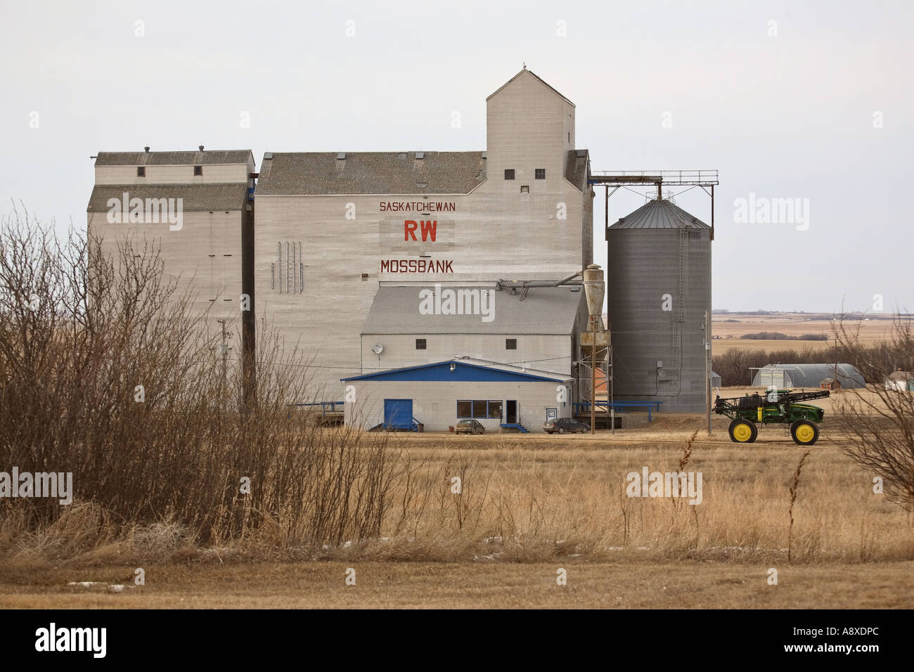 Mossbank Grain Elevator in scenic Saskatchewan Canada Stock Photo Alamy