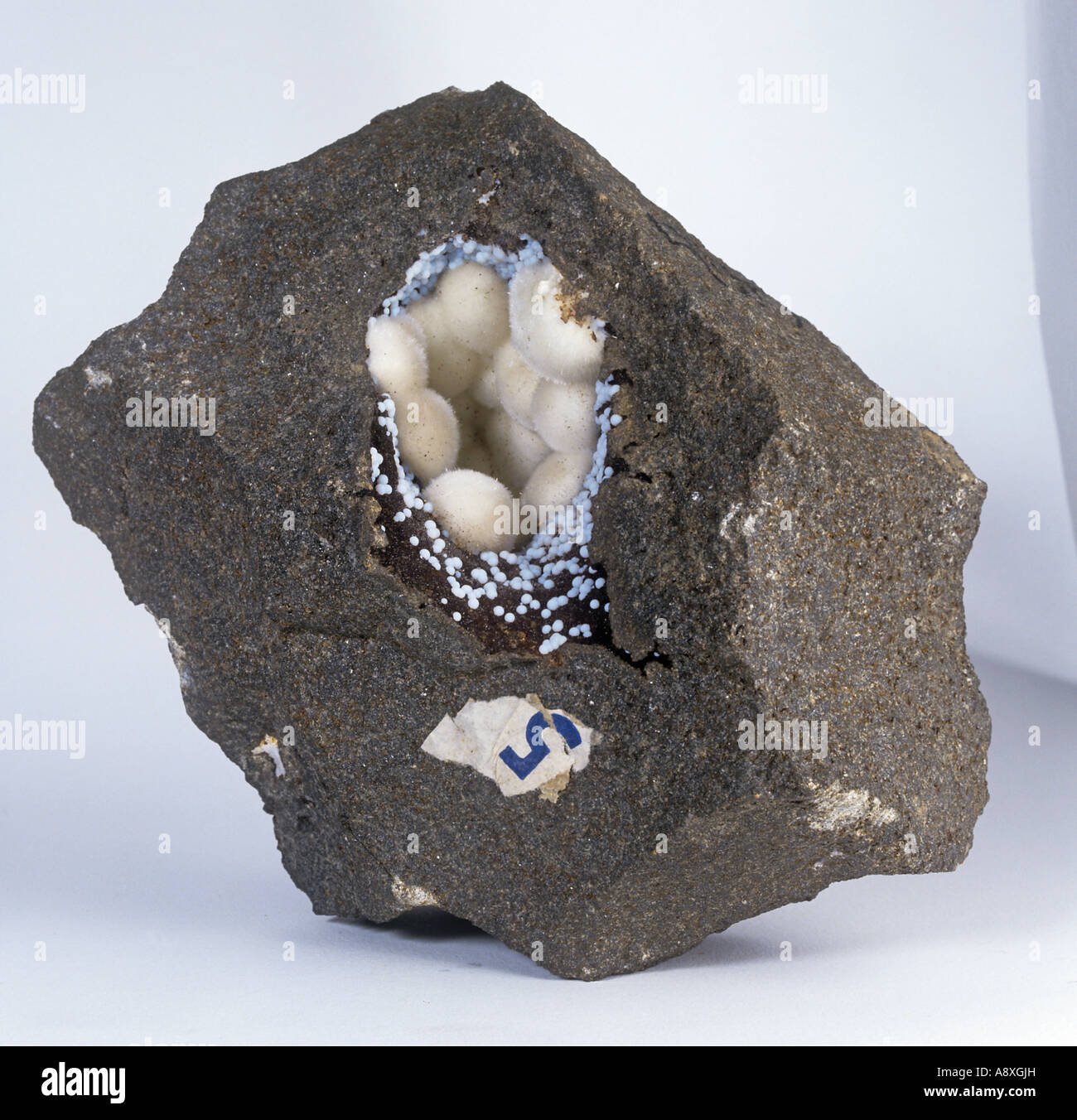 Basalt rock hi-res stock photography and images - Alamy