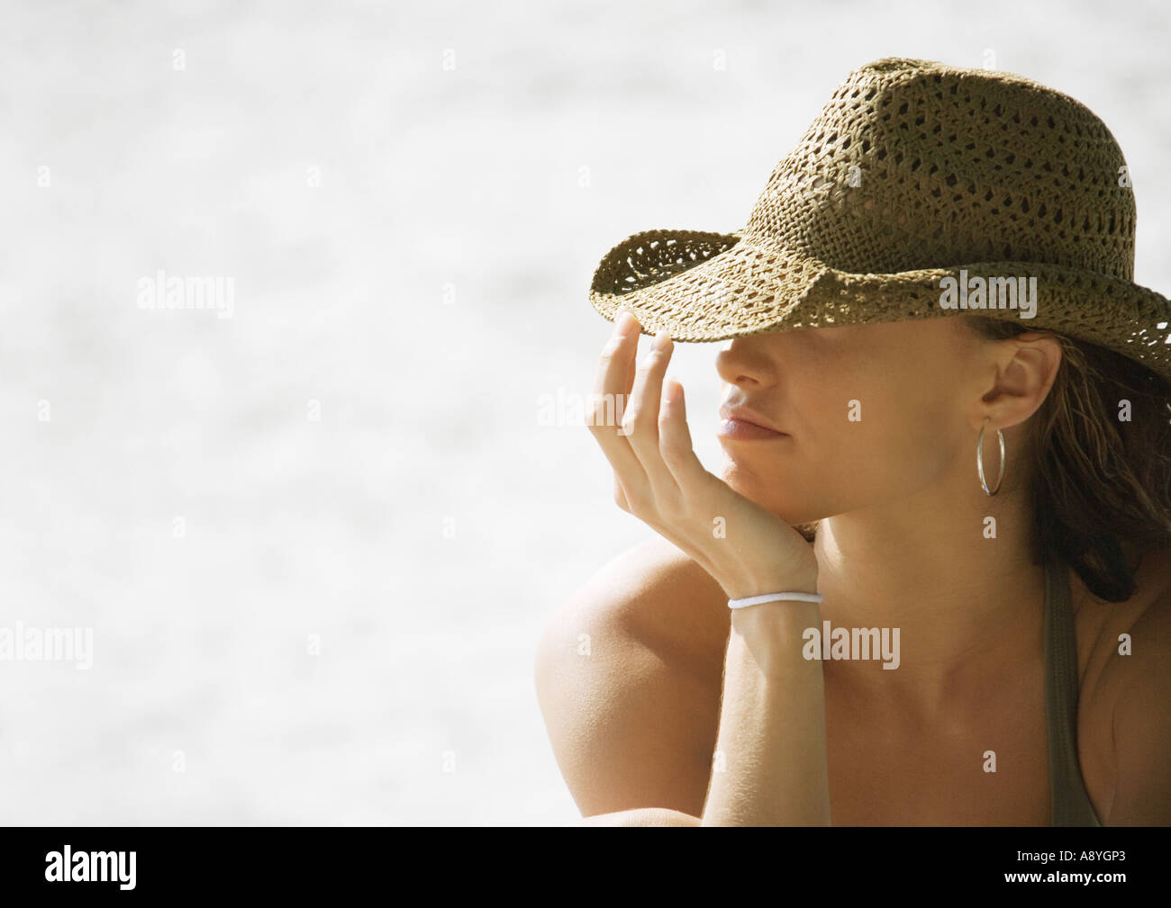 Woman wearing cowboy hat beach hi-res stock photography and images - Alamy