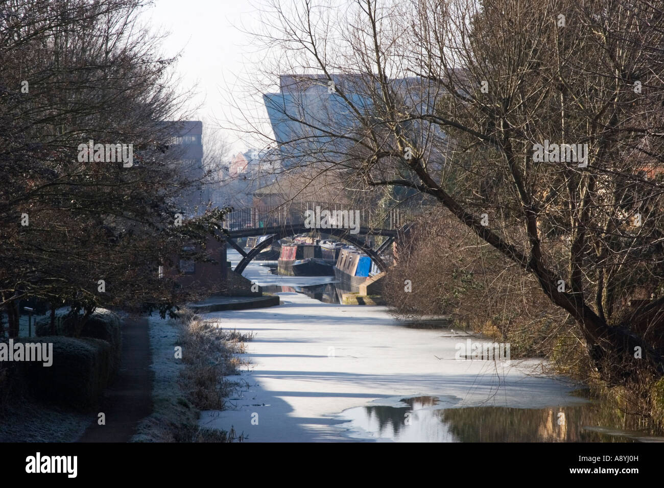Wendover canal hi-res stock photography and images - Alamy