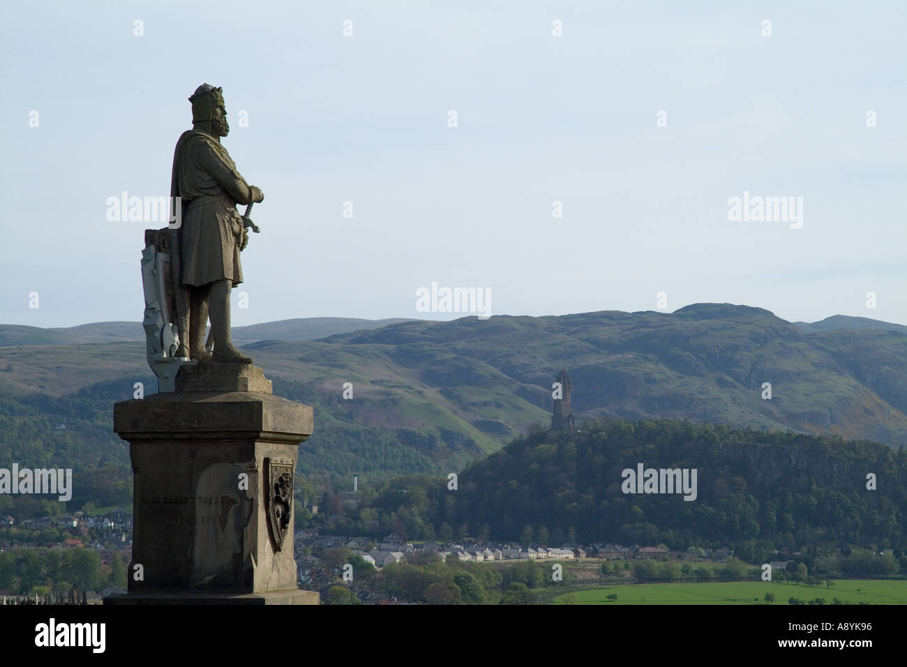 dh King Robert the Bruce statue STIRLING STIRLINGSHIRE Outside Castle Wallace memorial scotland patriot monument scots scottish historical kings Stock Photo