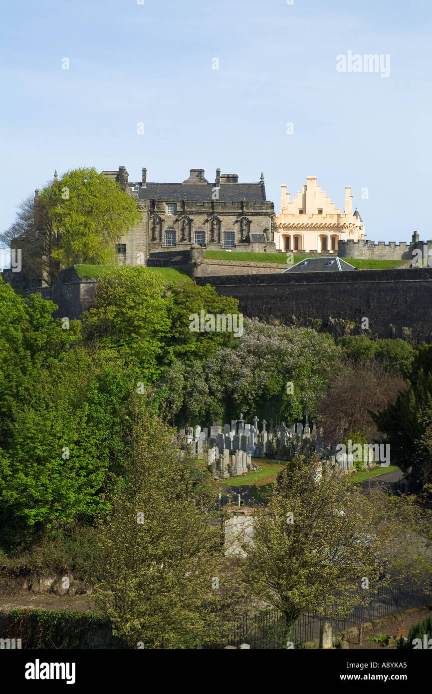 dh STIRLING STIRLINGSHIRE Stirling Castle and Stirling town Valley cemetery Stock Photo