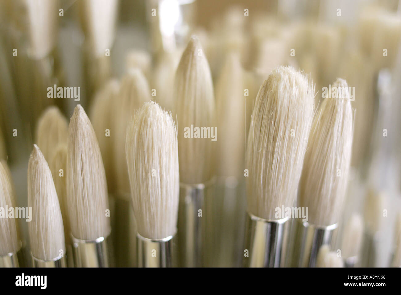 Paint brush hi-res stock photography and images - Alamy
