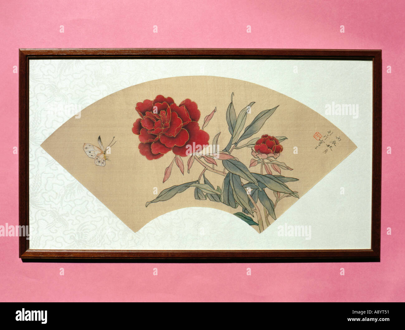 Chinese silk painting hi-res stock photography and images - Alamy