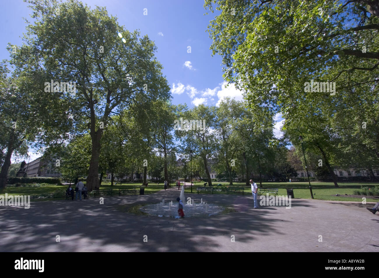 Russell Square gardens Central London Stock Photo Alamy