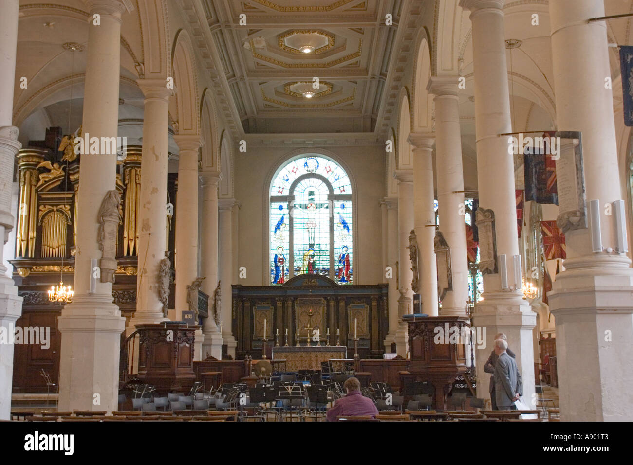 Church of St Sepulchre without Newgate, Holborn Viaduct City of London GB UK Stock Photo