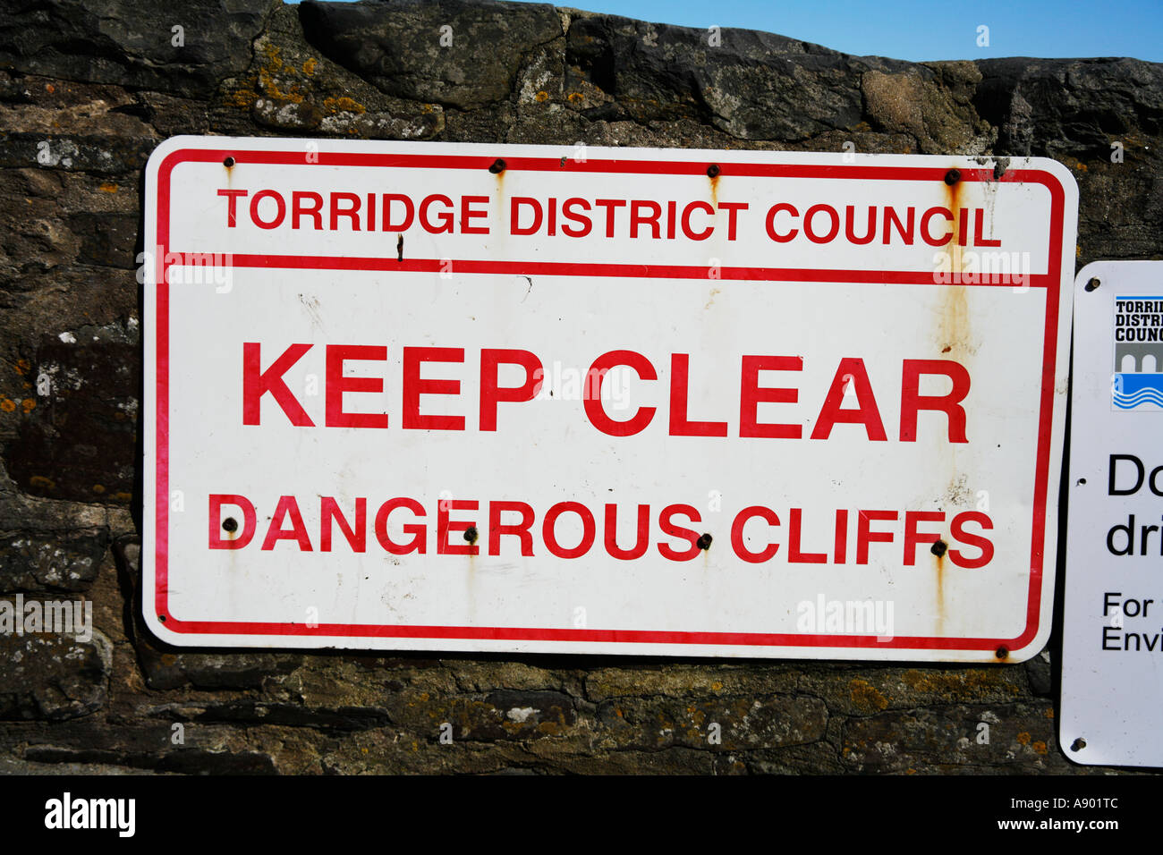 Dangerous Cliff Sign, Bucks Cross Beach, Devon, England Stock Photo - Alamy
