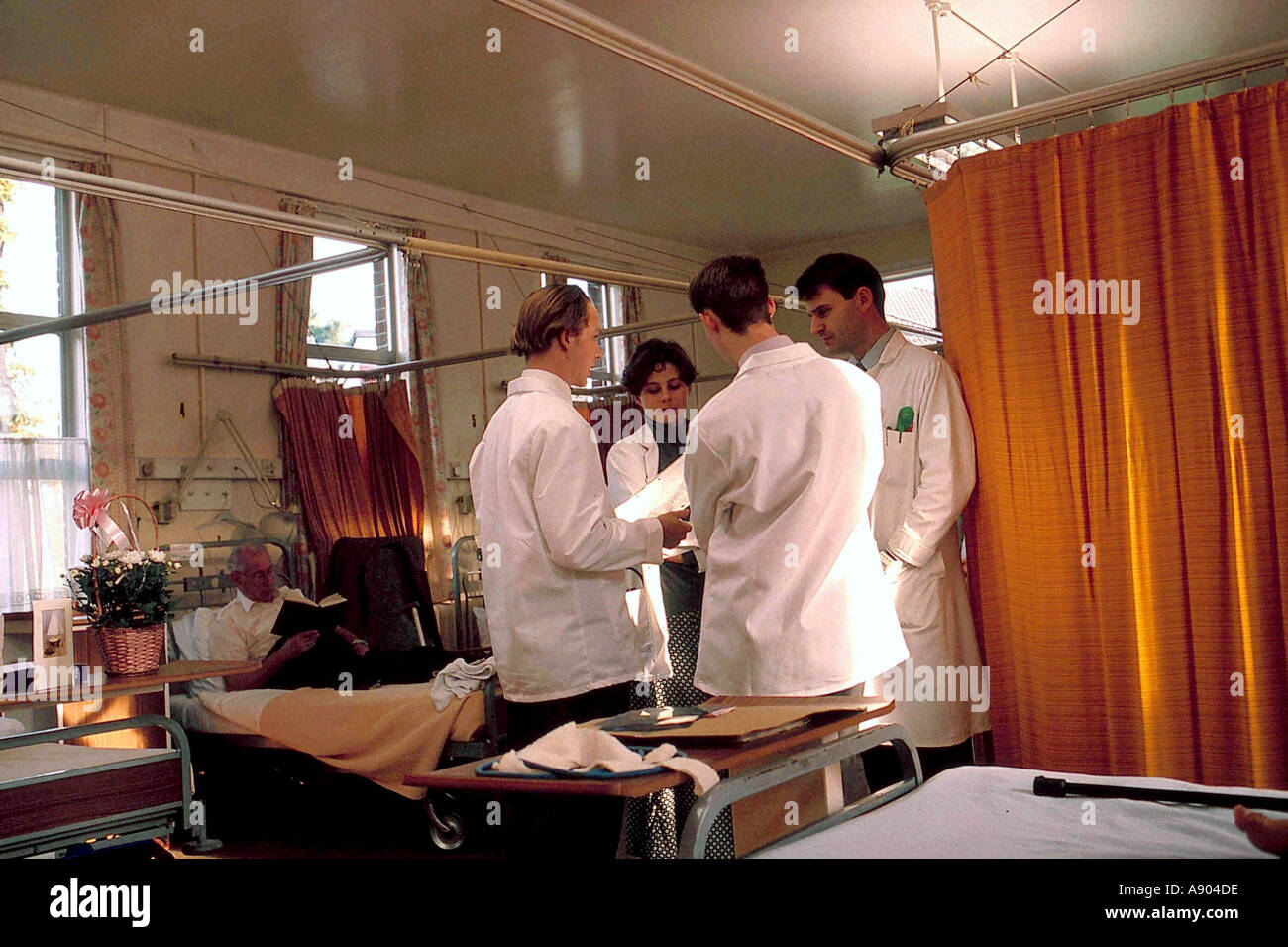 Ward rounds hi-res stock photography and images - Alamy