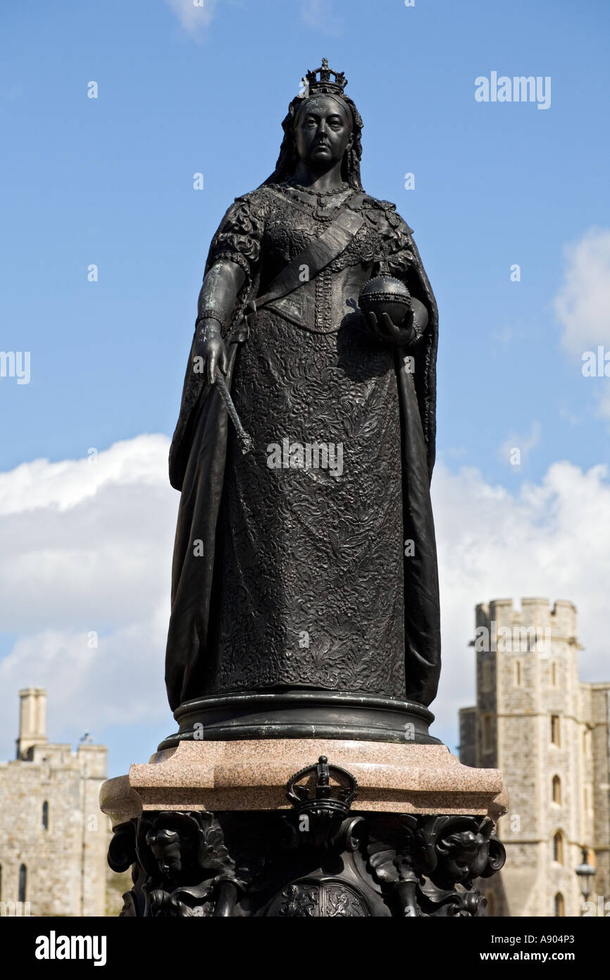 Queen Victoria s statue outside Windsor Castle Windsor England Stock