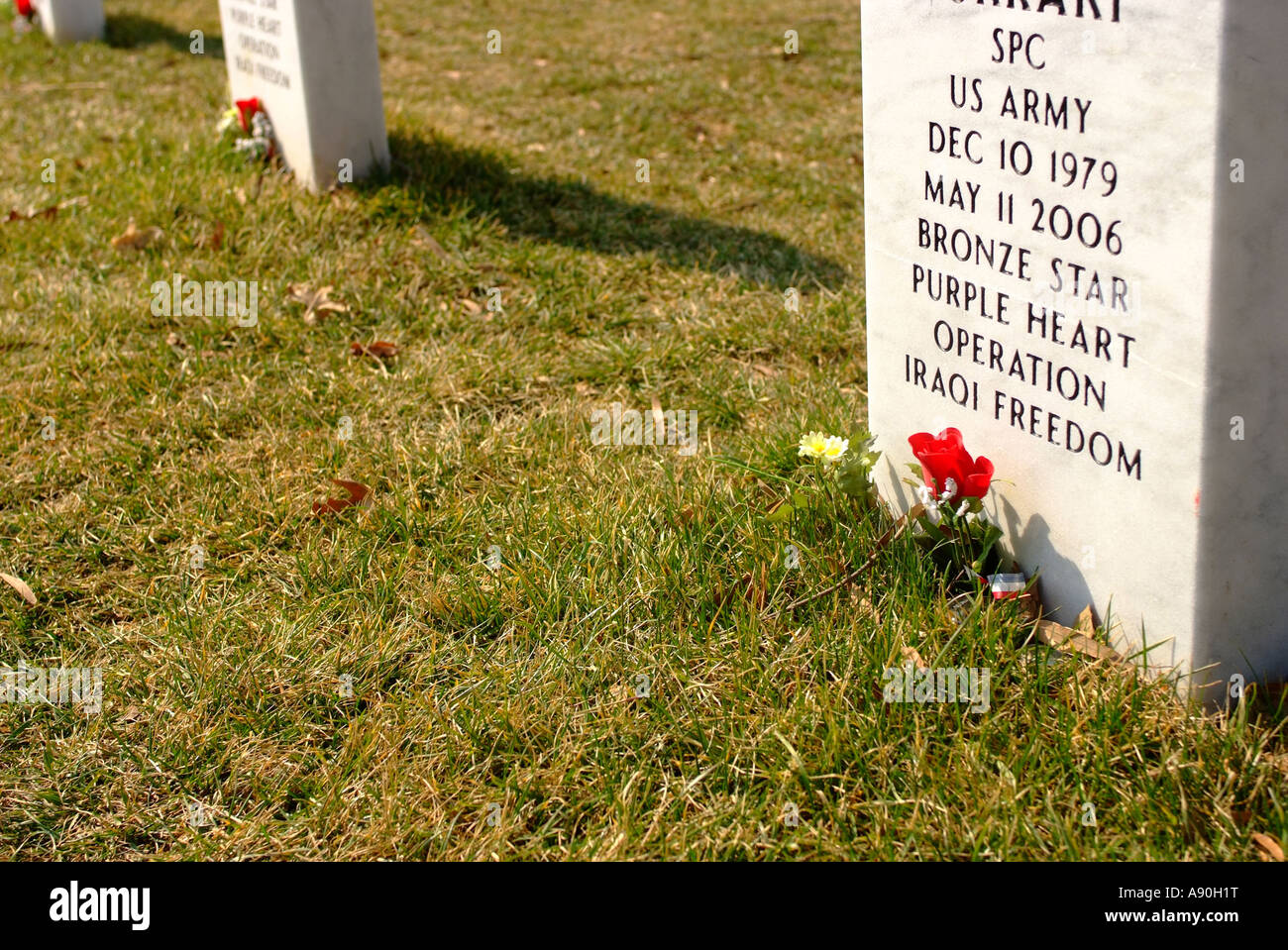 Headstones of Iraq war dead at the Arlington National Cemetery in Arlington Stock Photo
