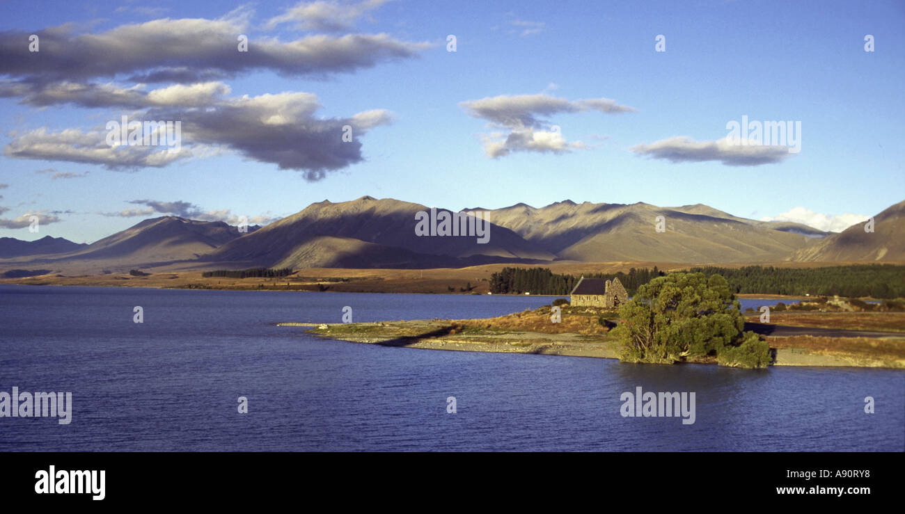 New Zealand Lake Tekapo Stock Photo - Alamy