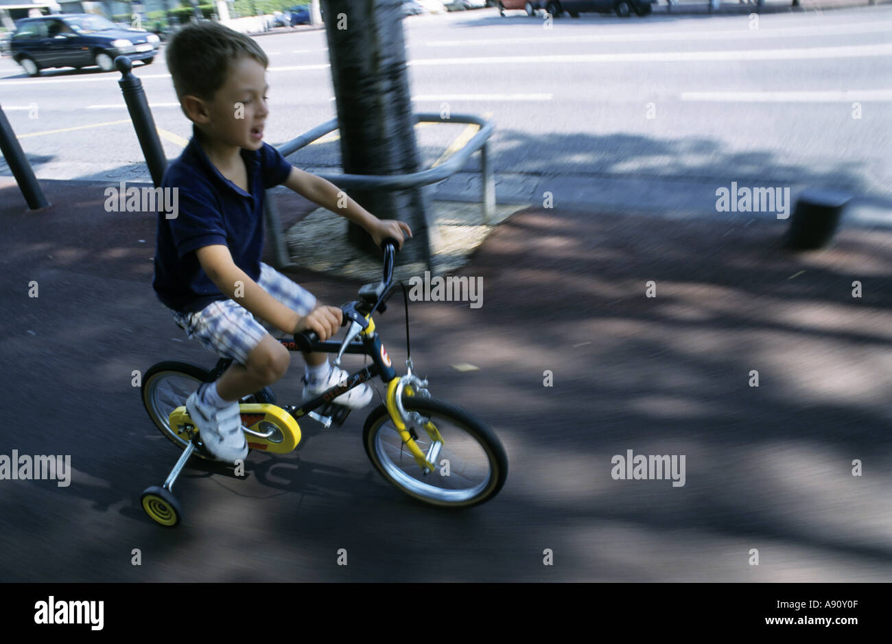 Bicycle for six year top old