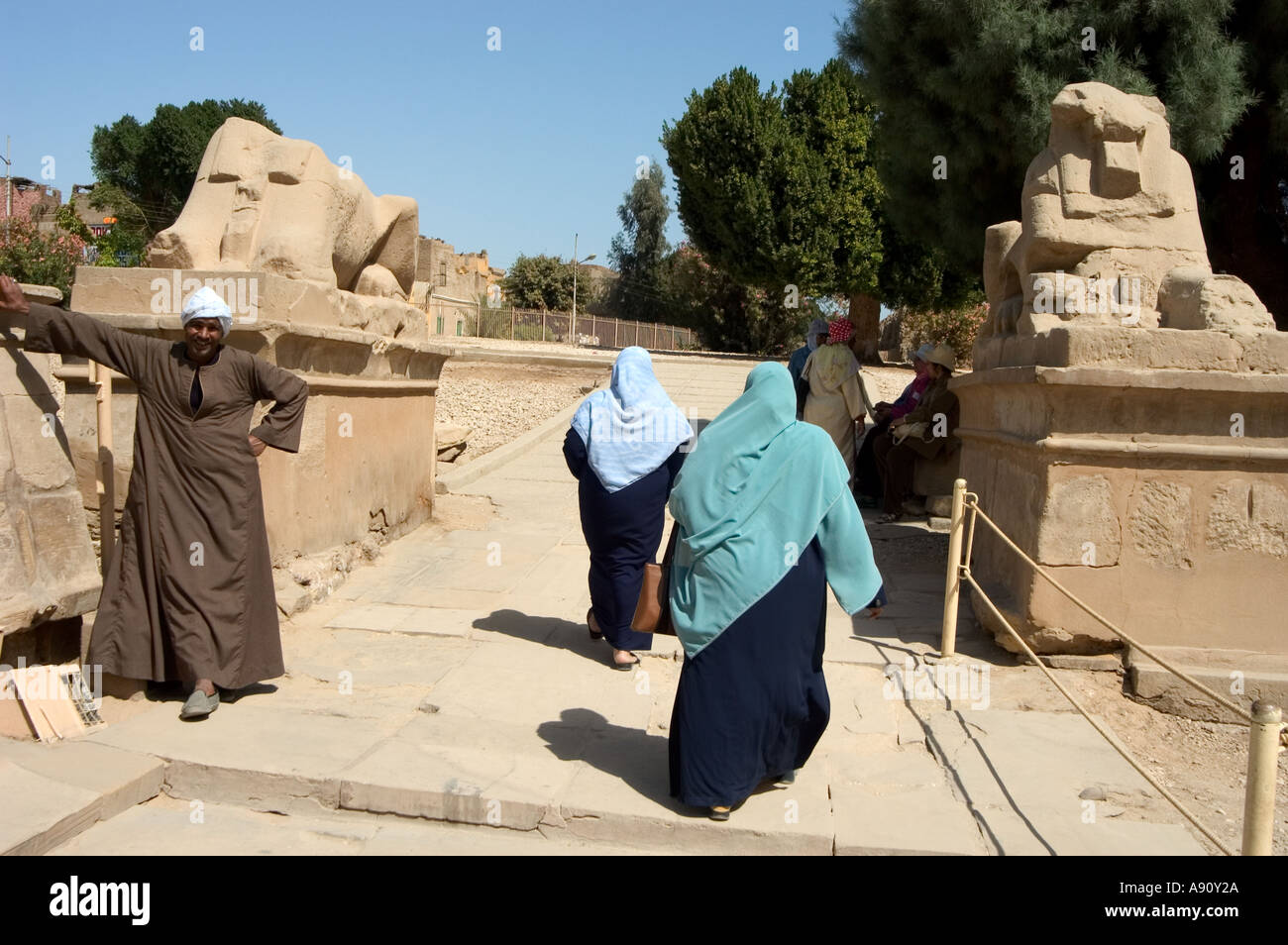Tourists statue karnak temple hi-res stock photography and images - Alamy