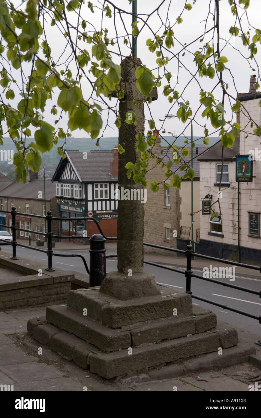 Saxon Cross at ChapelenleFrith Stock Photo Alamy