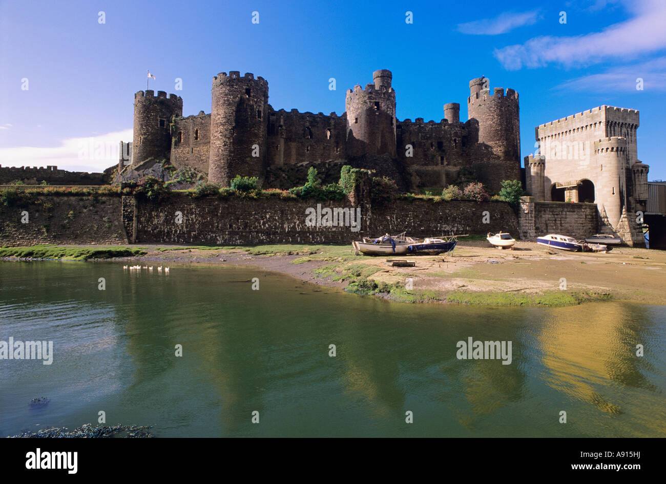 Conwy wales overview hi-res stock photography and images - Alamy