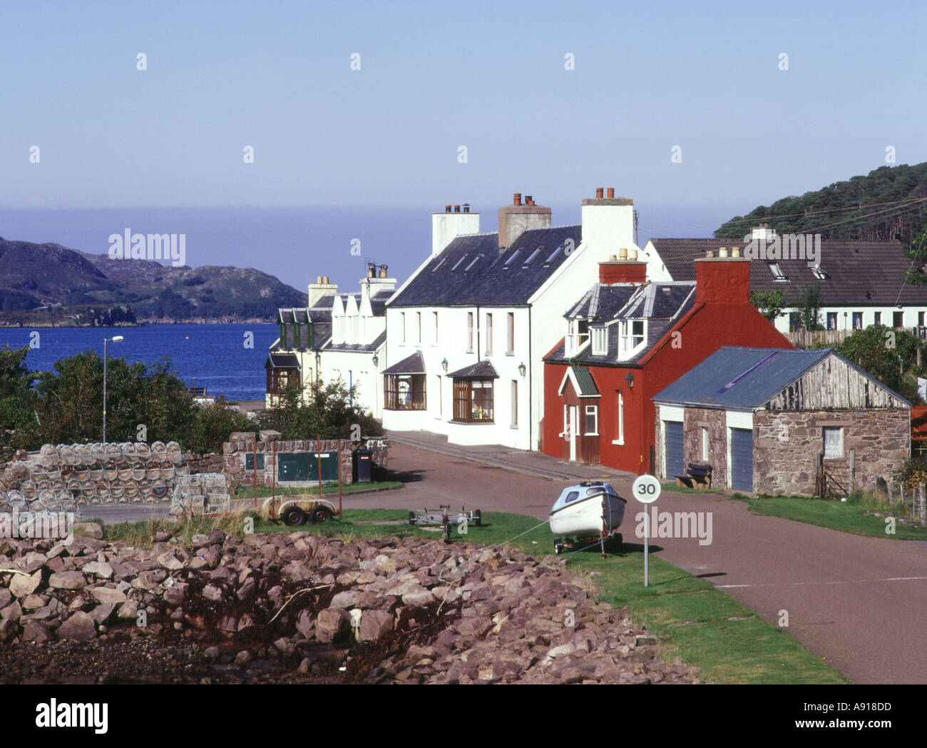 dh SHIELDAIG ROSS CROMARTY Houses in village shore of Loch Shieldaig