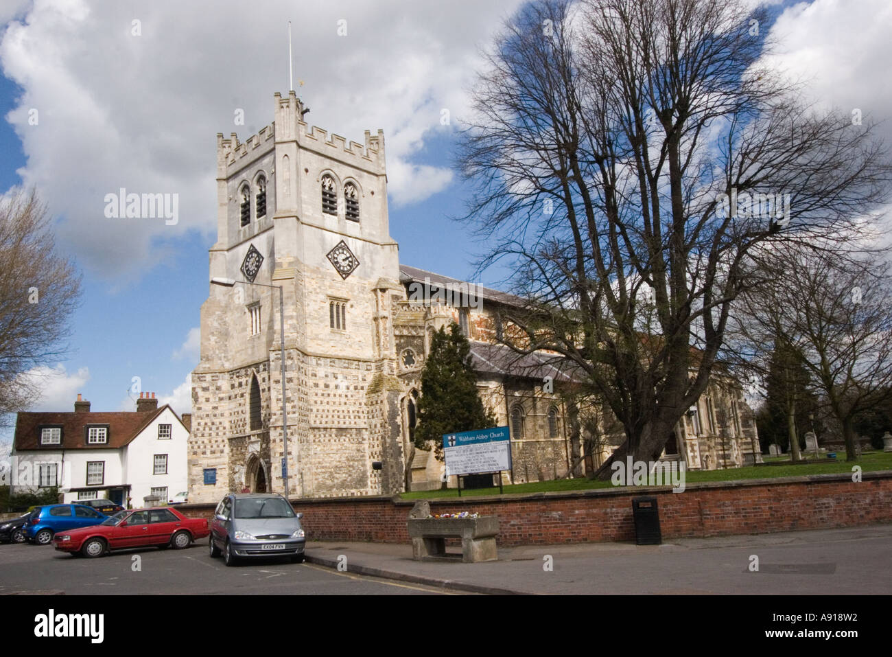 The abbey church of waltham holy cross essex gb uk hires stock