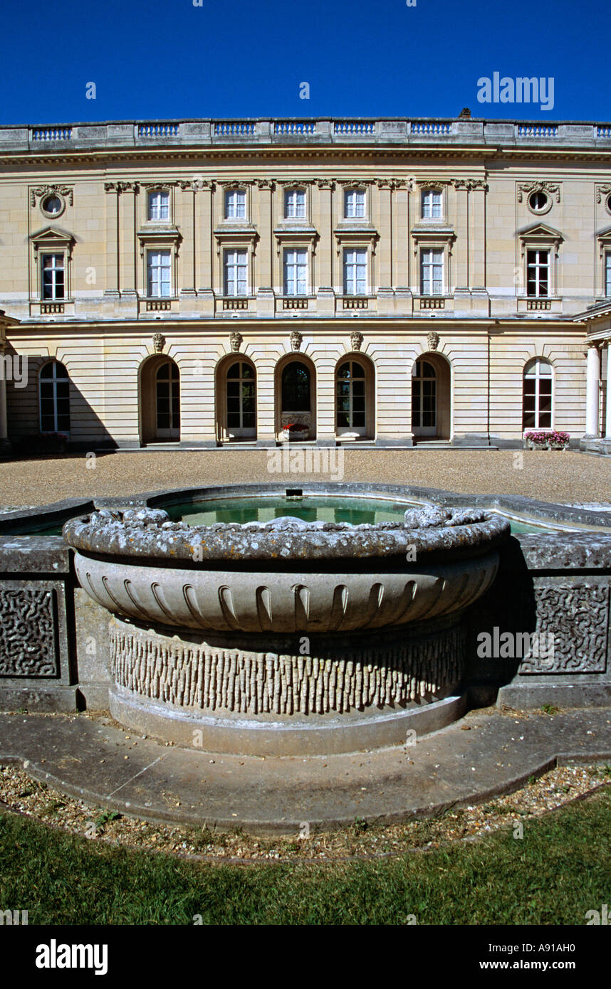 Chateau de bizy hi-res stock photography and images - Alamy