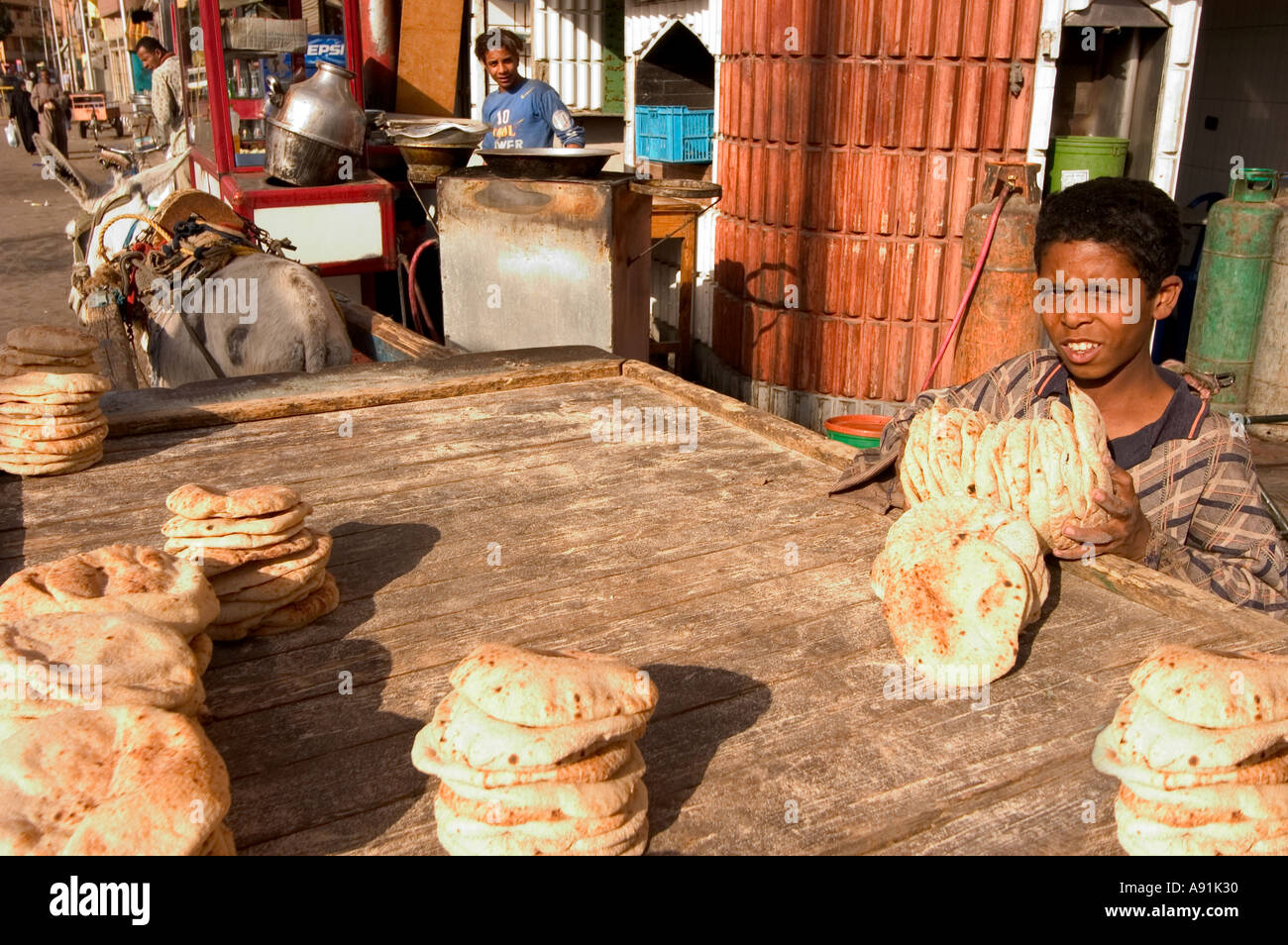 bread makers East Bank Luxor Upper Egypt Egypt North Africa Stock Photo
