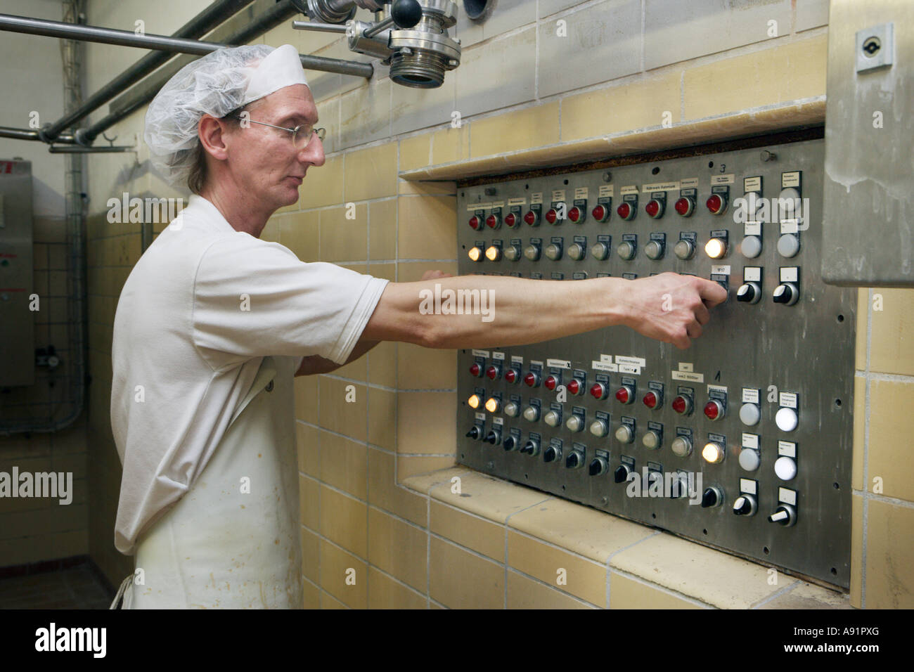 The cheese dairy Dairy expert in the operating room in which the milk
