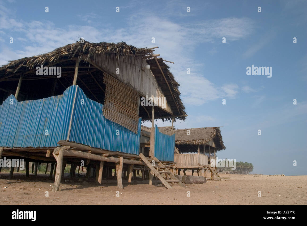 Stilts house in africa hires stock photography and images Alamy