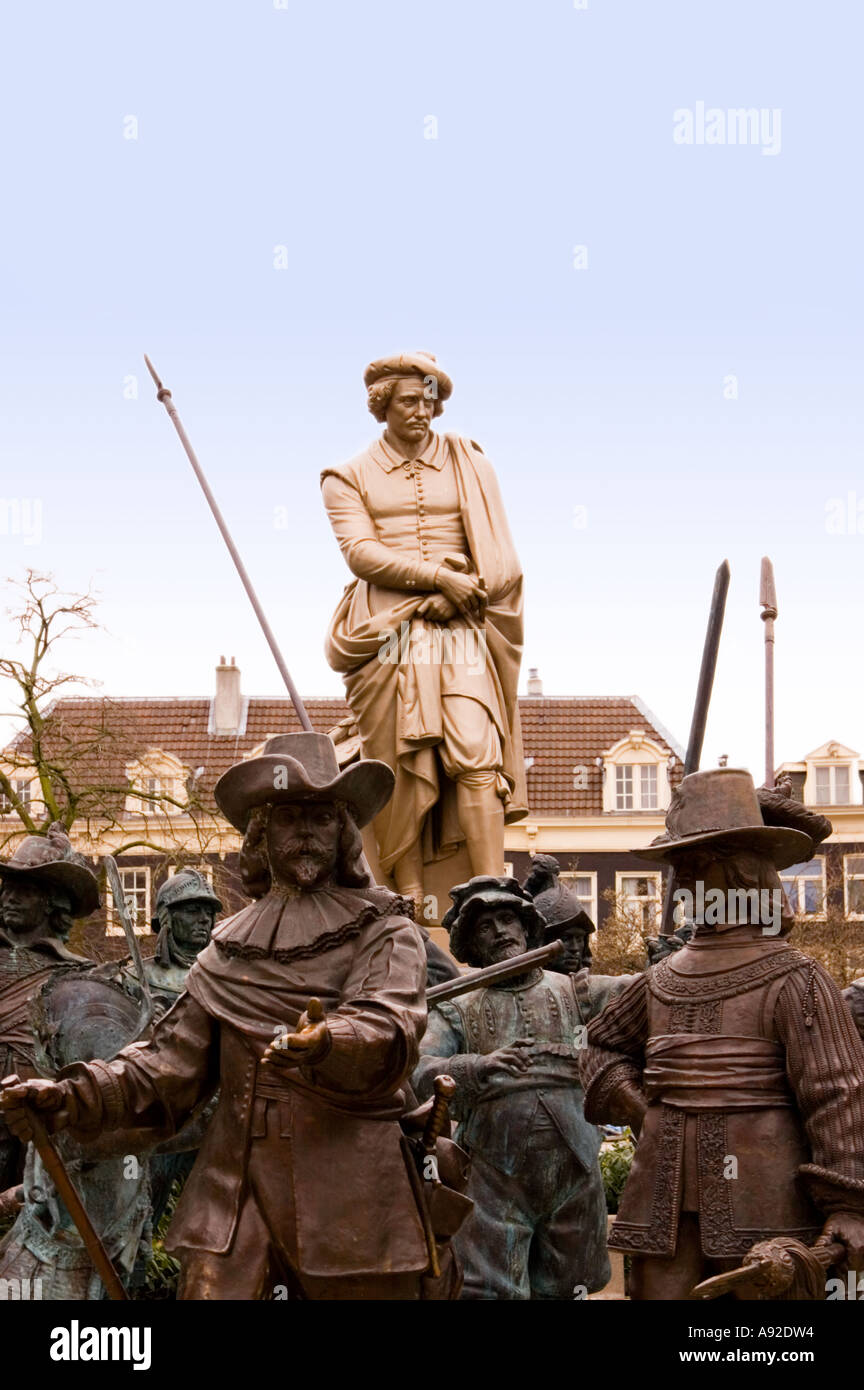 Rembrandt statue and the Night Watch statues on the Rembrandtplein ...