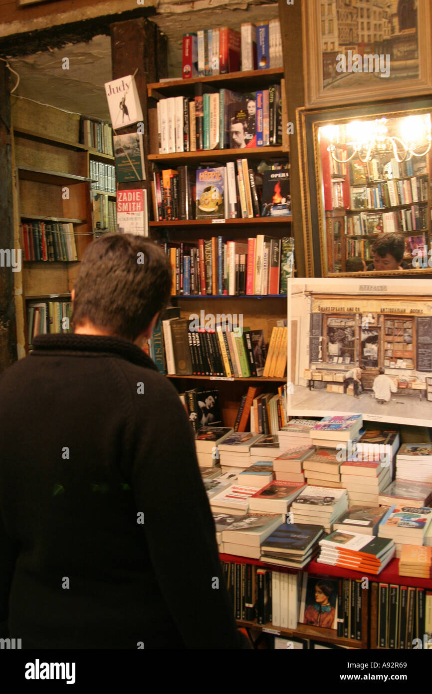 Shakespeare and Company interior of famous english in Paris