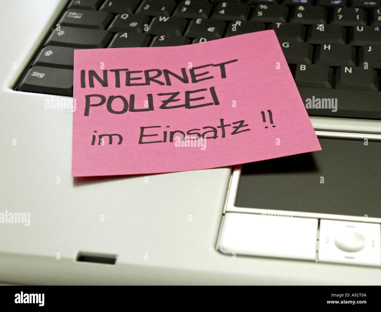 memo note on notebook internet police in service Stock Photo - Alamy