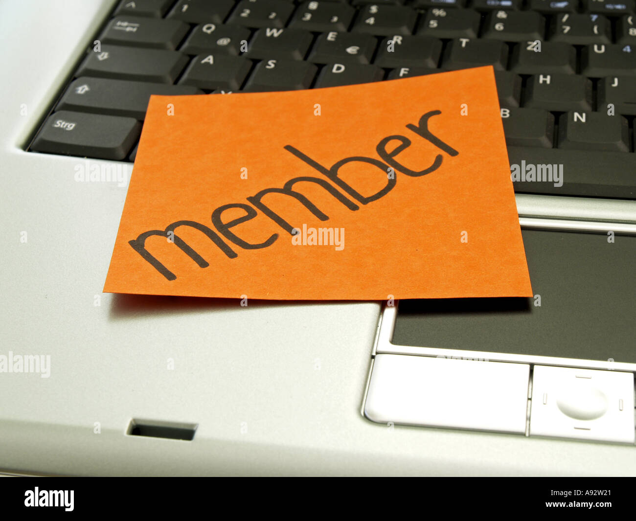 memo note on notebook, member Stock Photo - Alamy
