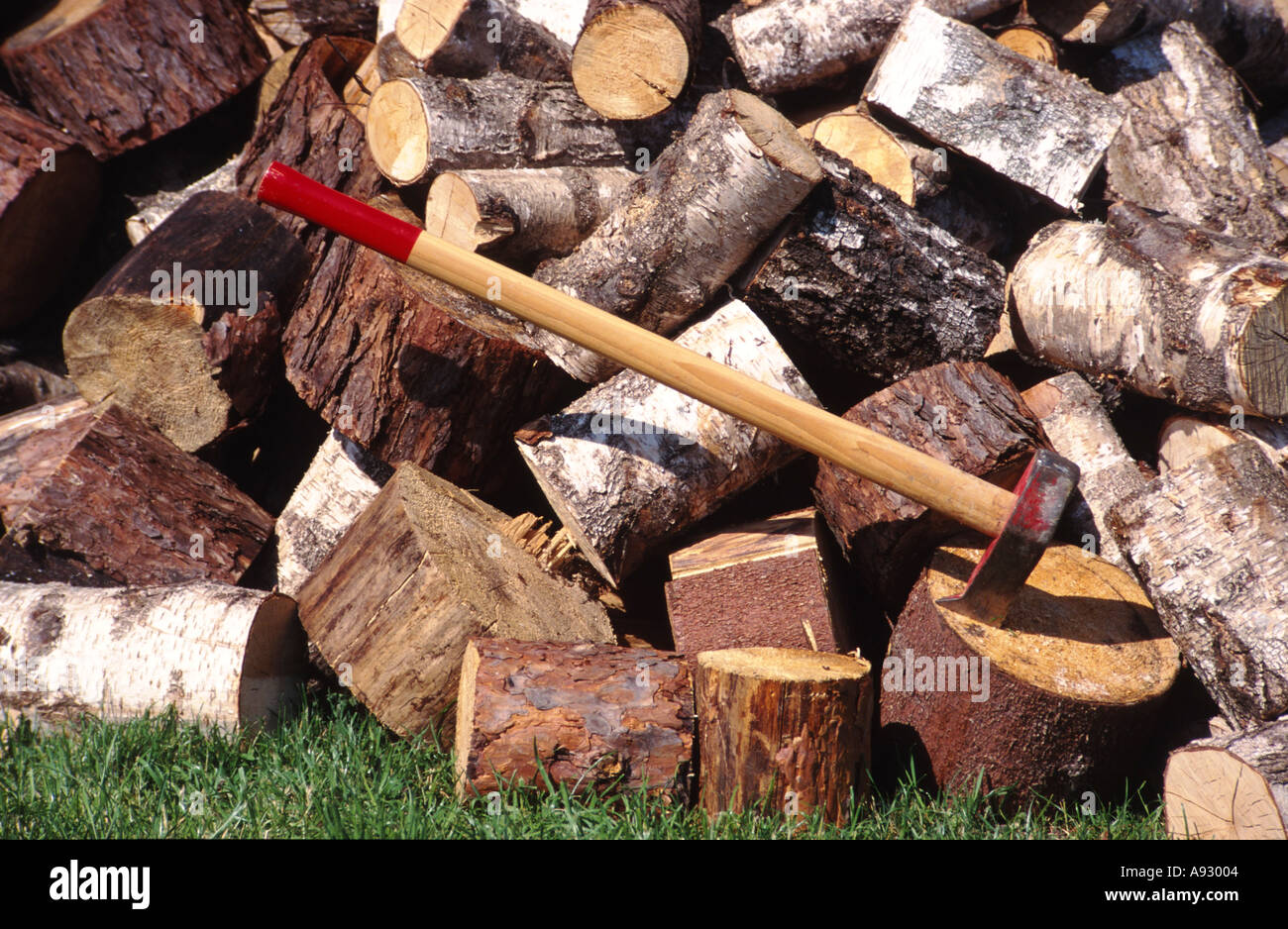Wood fire wood burn burning fire fuel firewood Stock Photo Alamy