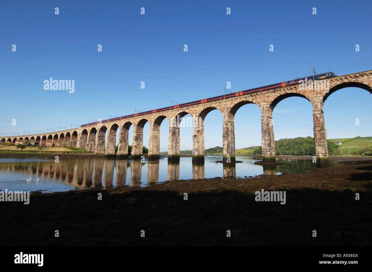 The Royal Border Bridge at Berwick upon Tweed which carries GNER and Virgin trains over the River Tweed Stock Photo