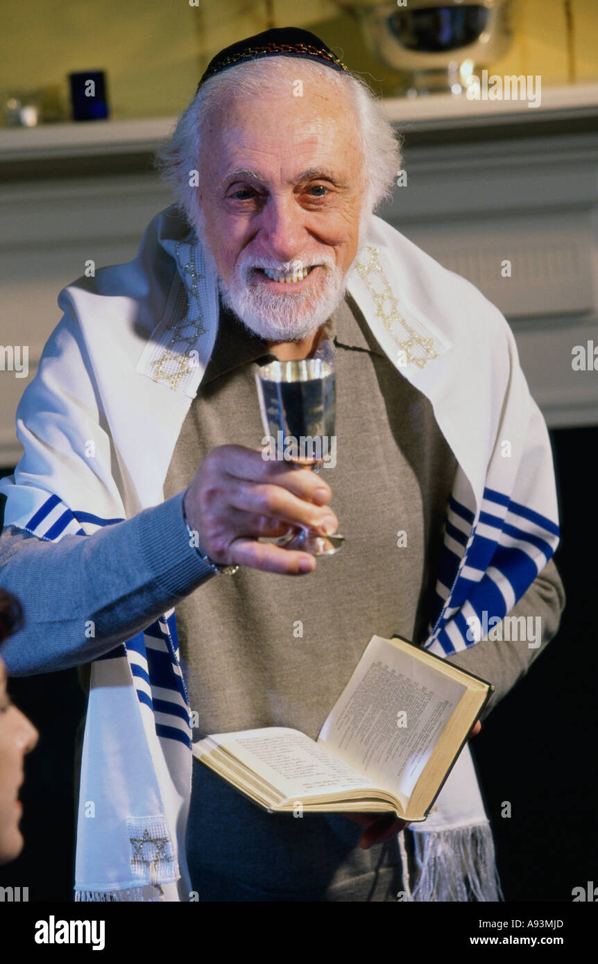 Portrait of a rabbi hires stock photography and images Alamy