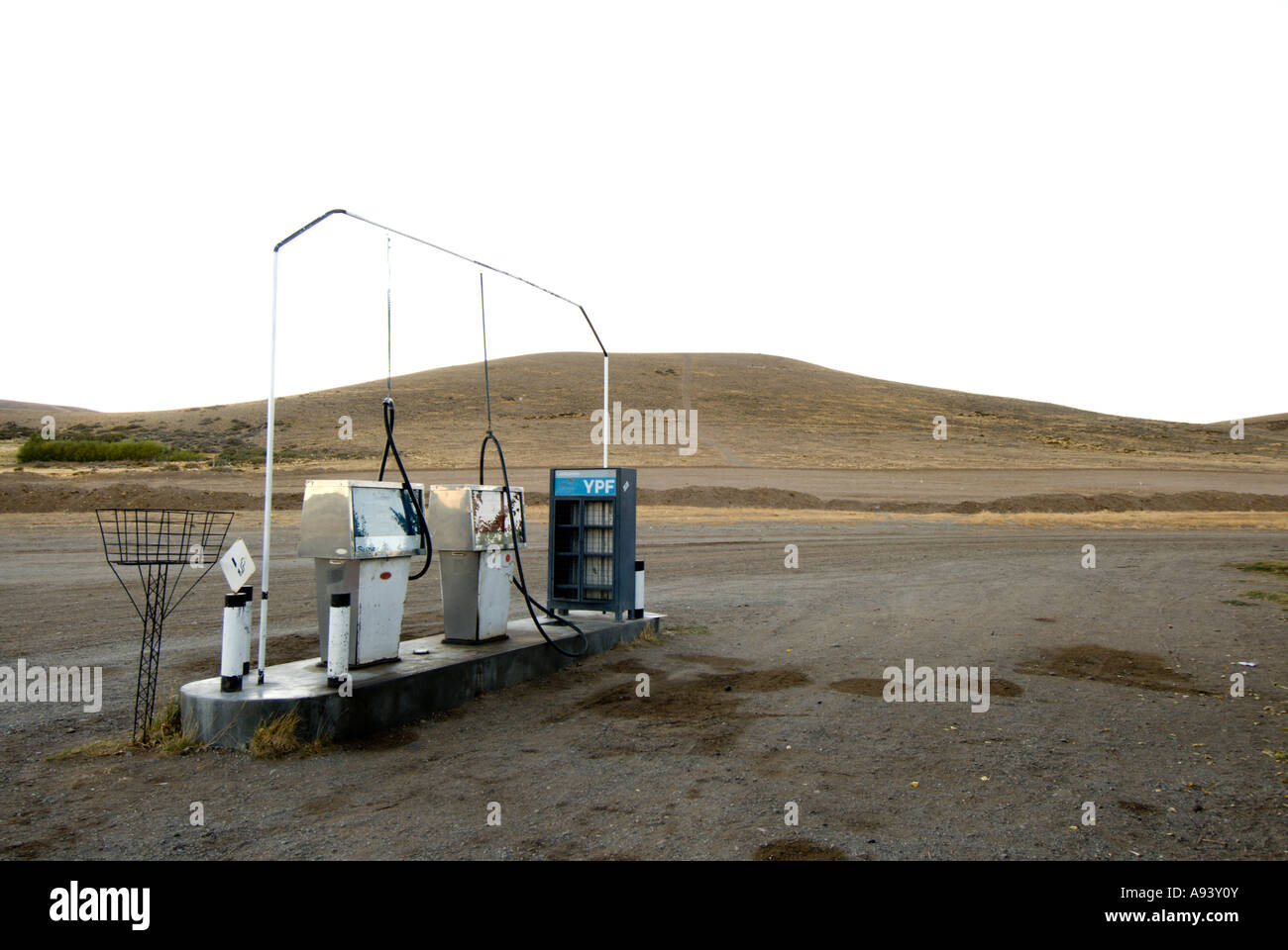 Gas Station in Bajo Caracoles (very small patagonic town), Patagonia, Santa  Cruz, Argentina Stock Photo - Alamy