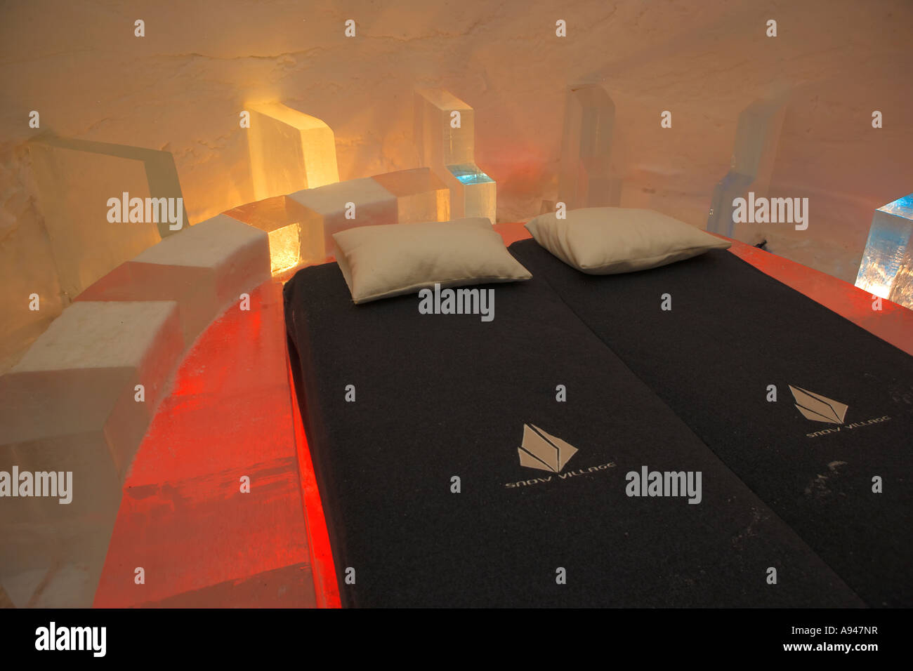 Igloo Bed room, Lainio Snow Village, Yllas, Finland (Lapland Stock Photo Alamy