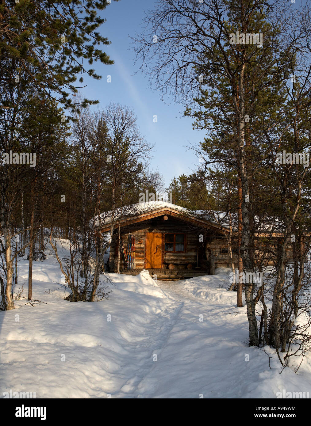 Log Cabin Hotel Kakslauttanen In Snowy Woods Kakslauttanen