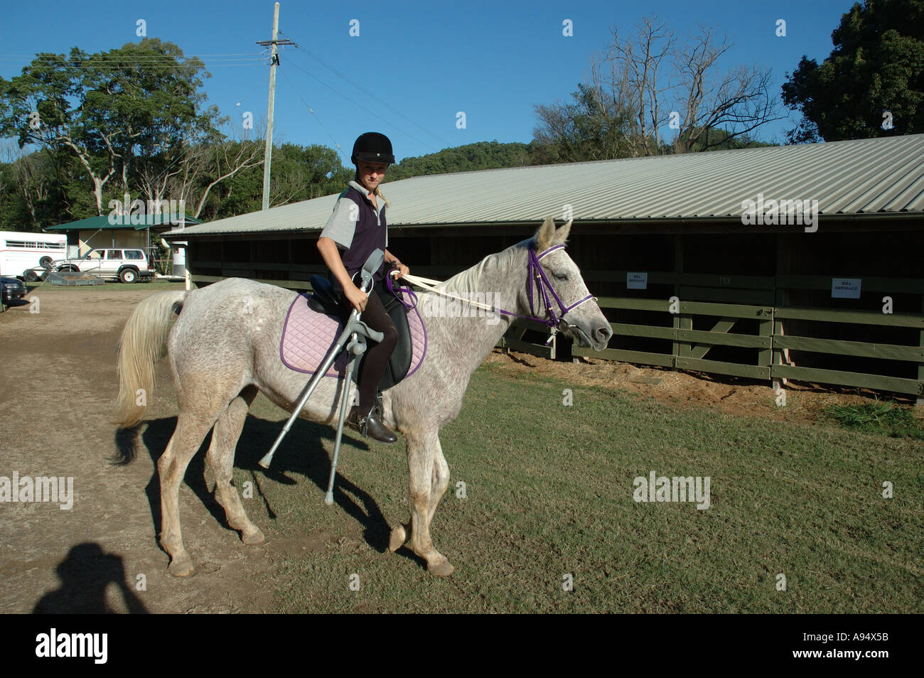 one legged disabled horse rider Stock Photo Alamy