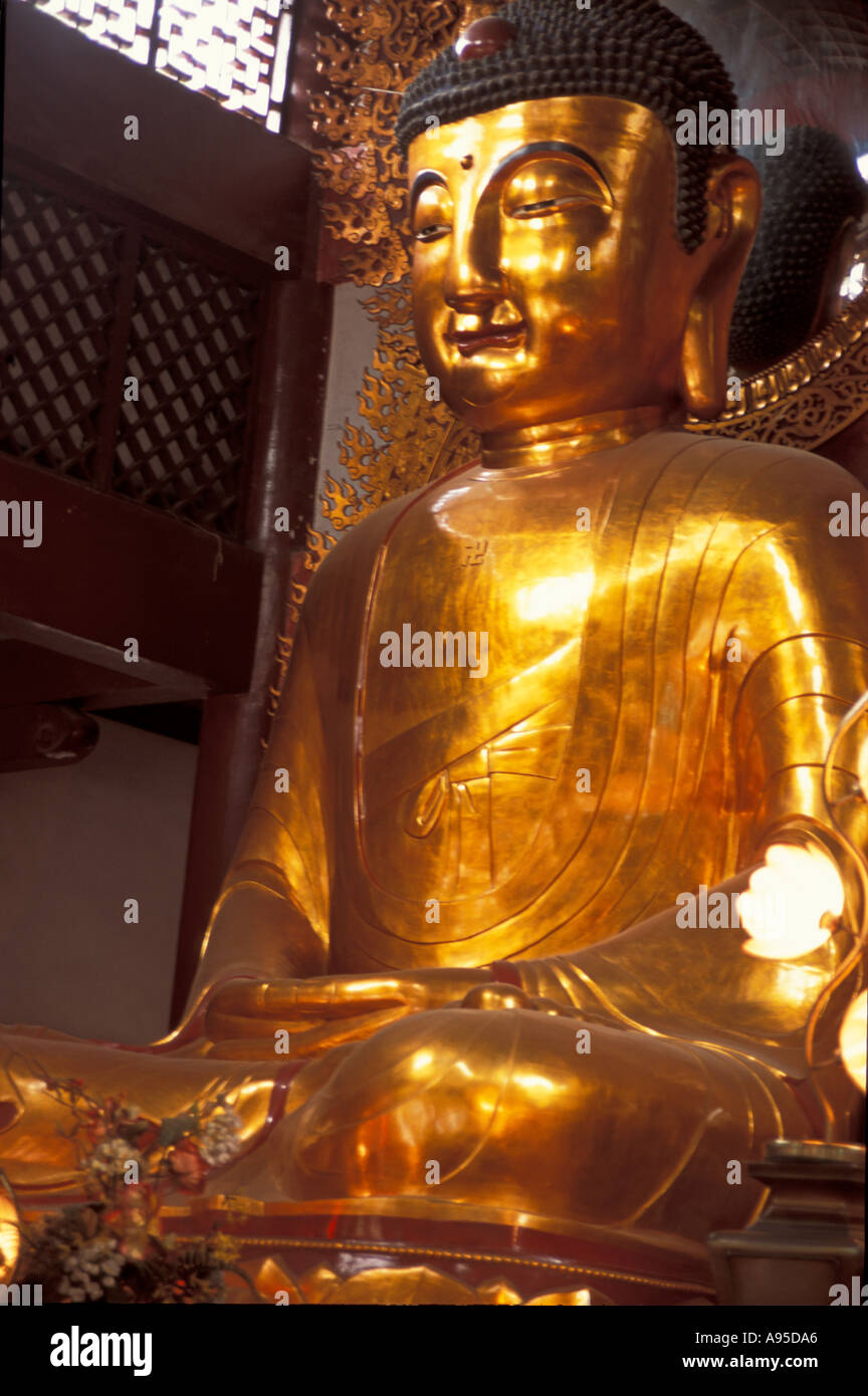 Buddha statue in China Stock Photo - Alamy