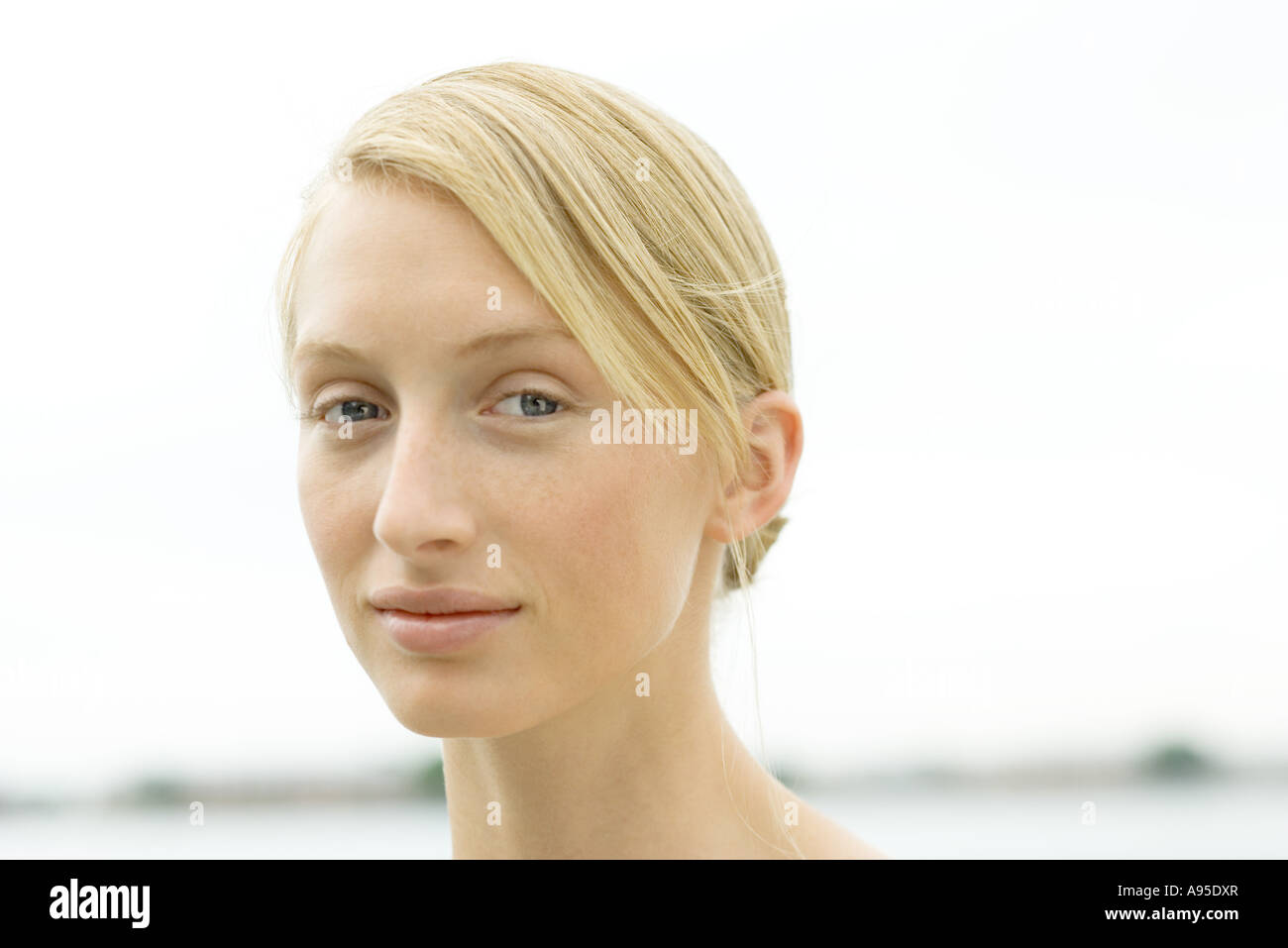 Teenage beauties hi-res stock photography and images - Alamy