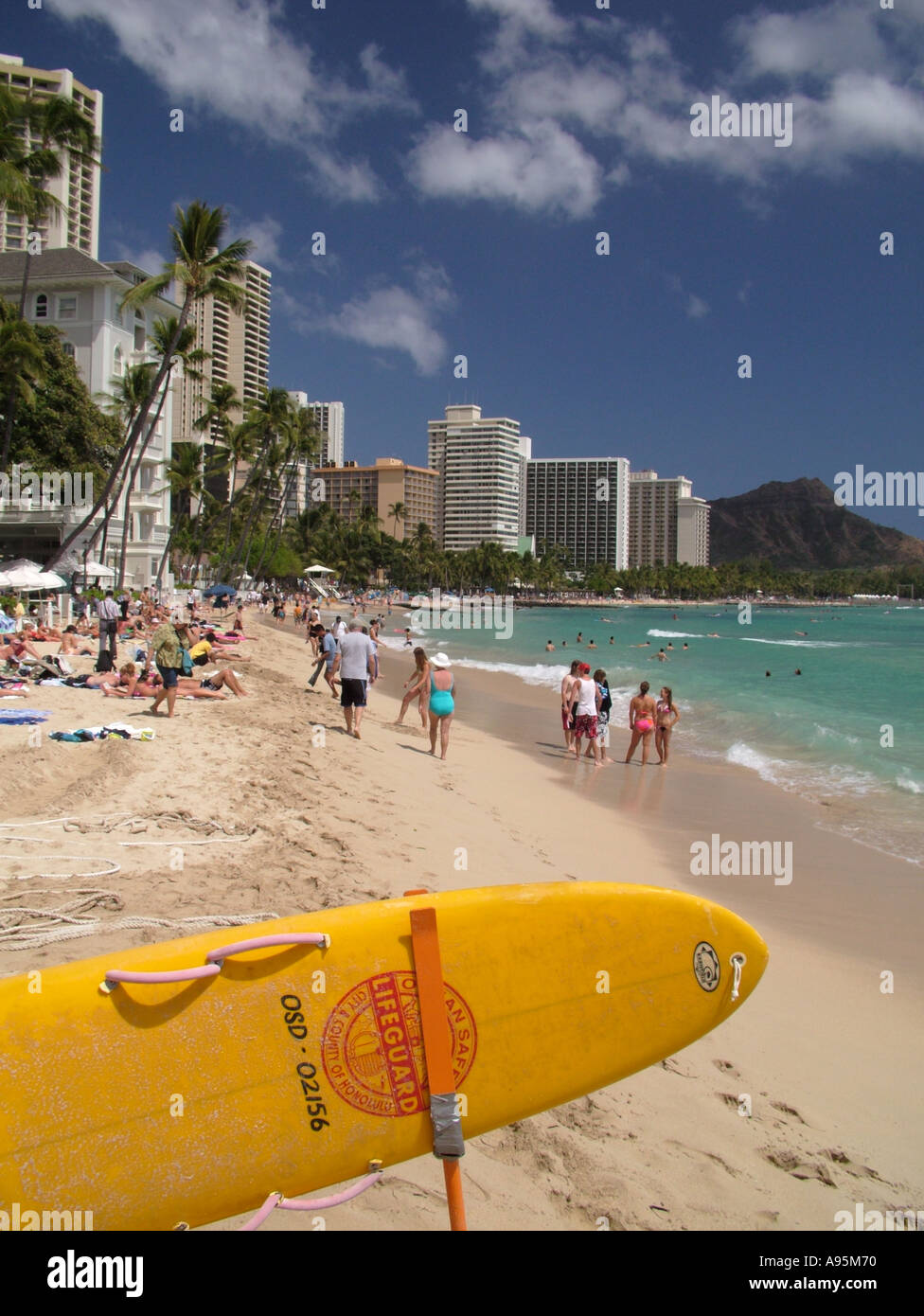 Surfboard at waikiki beach hi-res stock photography and images - Alamy