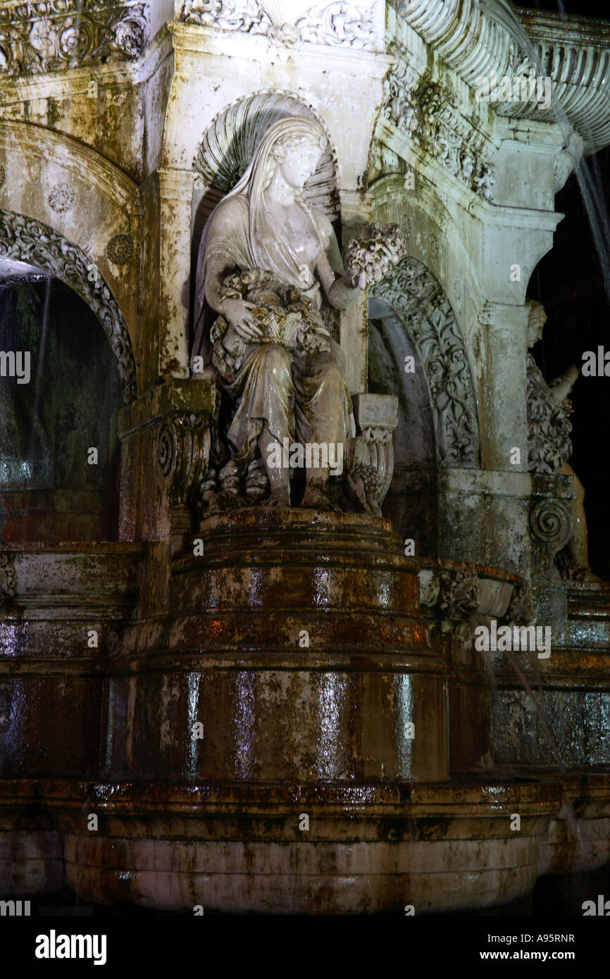 Close up fountain goddess hi-res stock photography and images - Alamy
