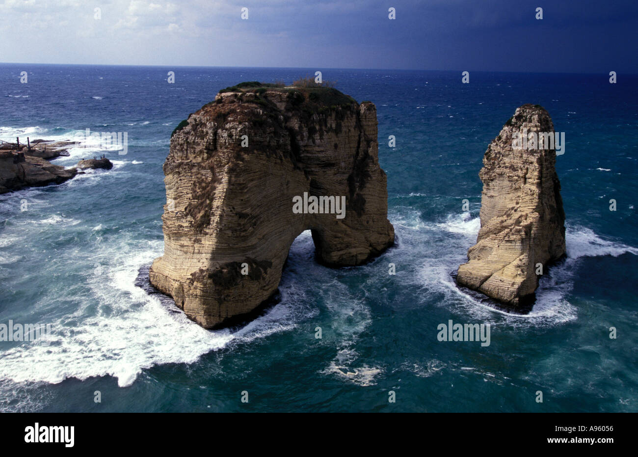Pigeon Rocks Rauche Pigeon Rocks, Raouche, Beirut, Lebanon Stock Photo - Alamy
