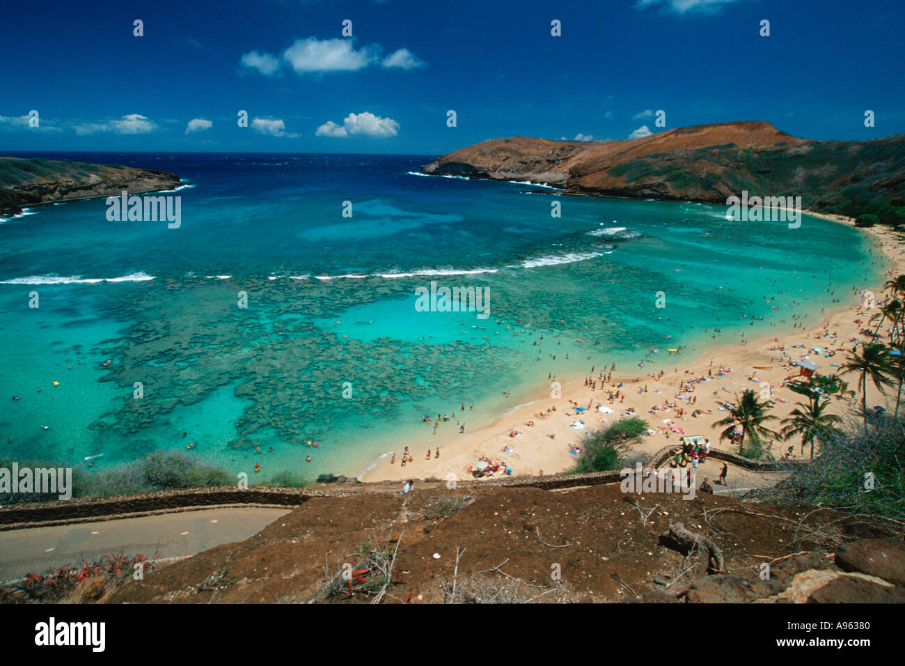 Sustainable travel hawaii hi-res stock photography and images - Alamy