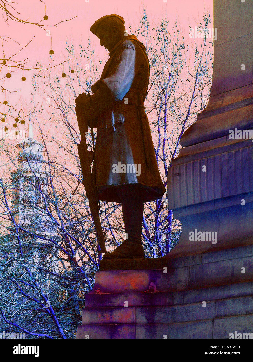Statue of a soldier outside Euston Station London Stock Photo Alamy